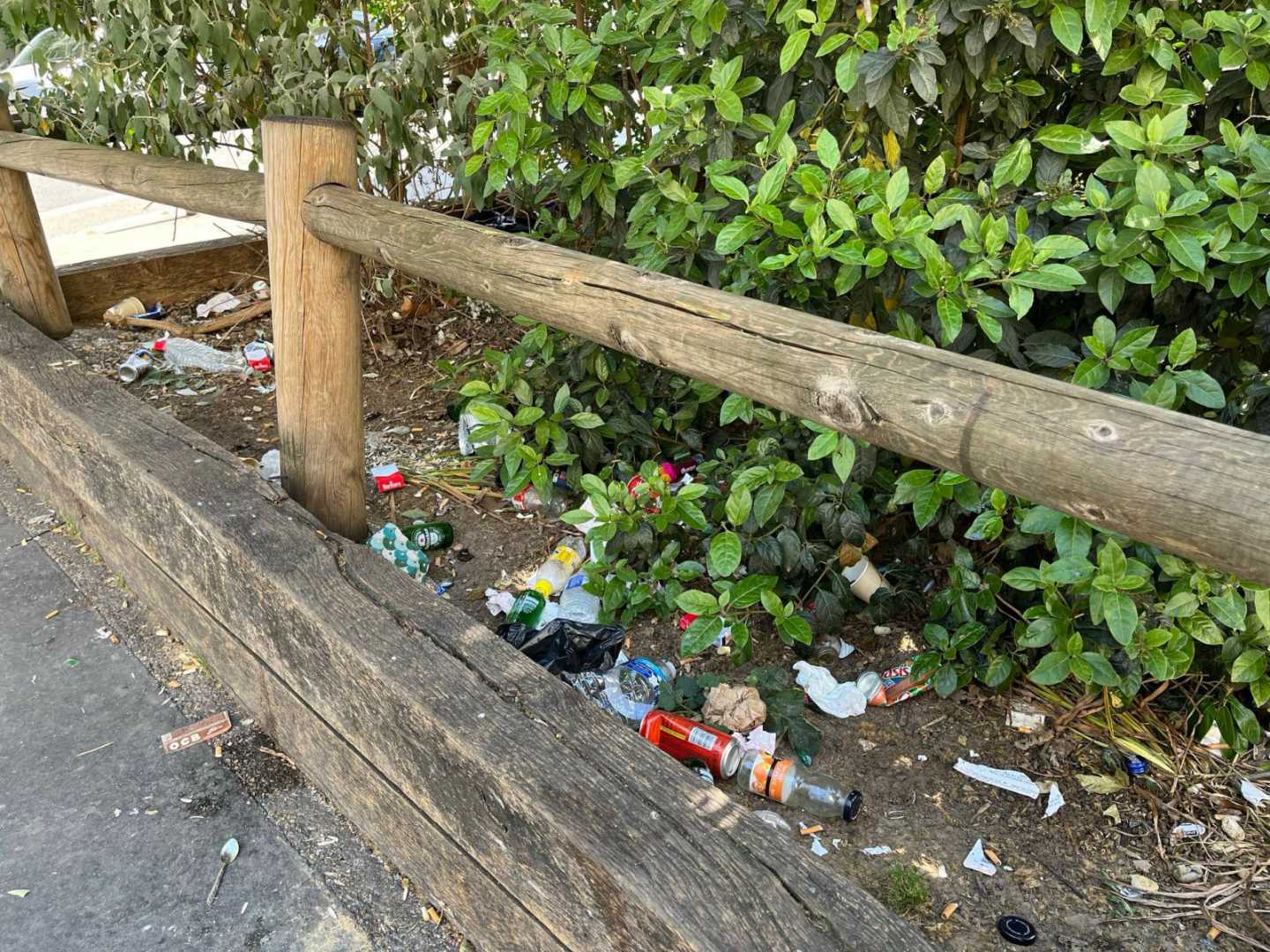 Nettoyer le parc des enfants